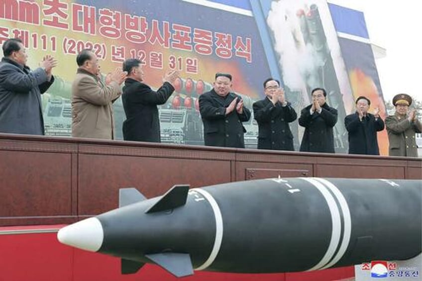 north korea issues nuclear warning over us nuke armed submarine off peninsula