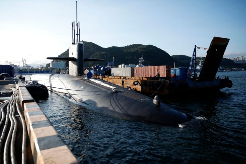 north korea suggests it is considering nuclear attack due to us sub in south korea