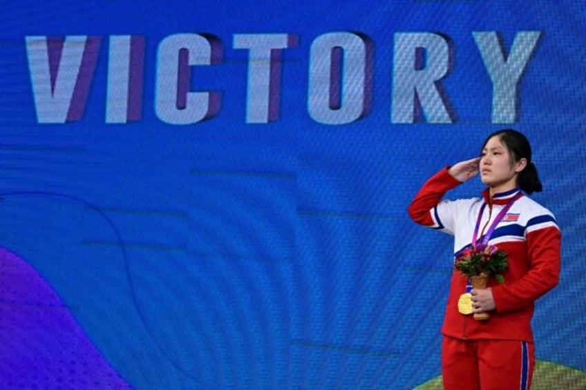 north korean breaks world record as weightlifting dominance continues