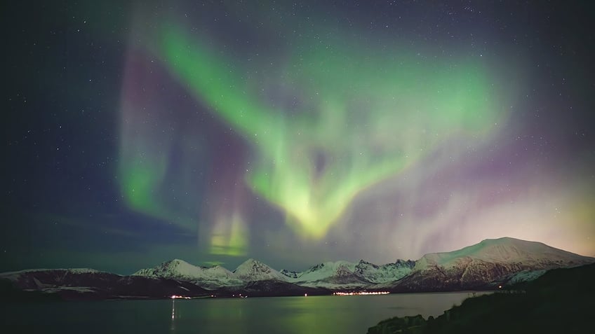 northern lights here are the best tips to help you spot the stunning display in the us and abroad