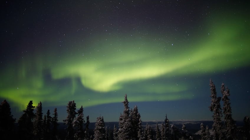 northern lights here are the best tips to help you spot the stunning display in the us and abroad