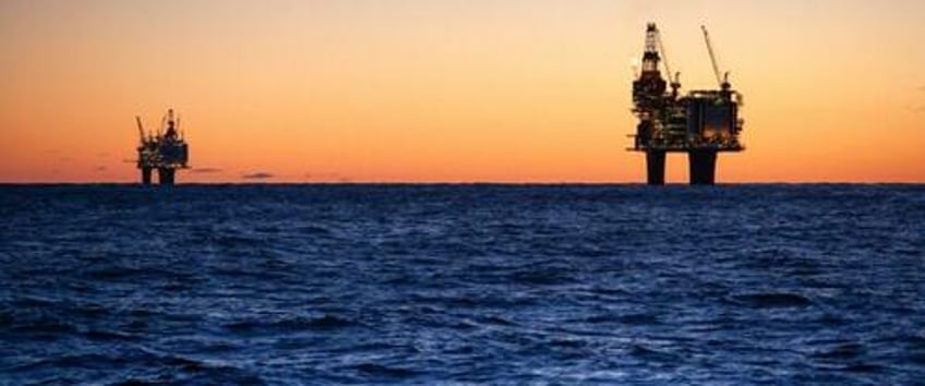 norways cash flow from offshore fields crashes due to low natural gas prices