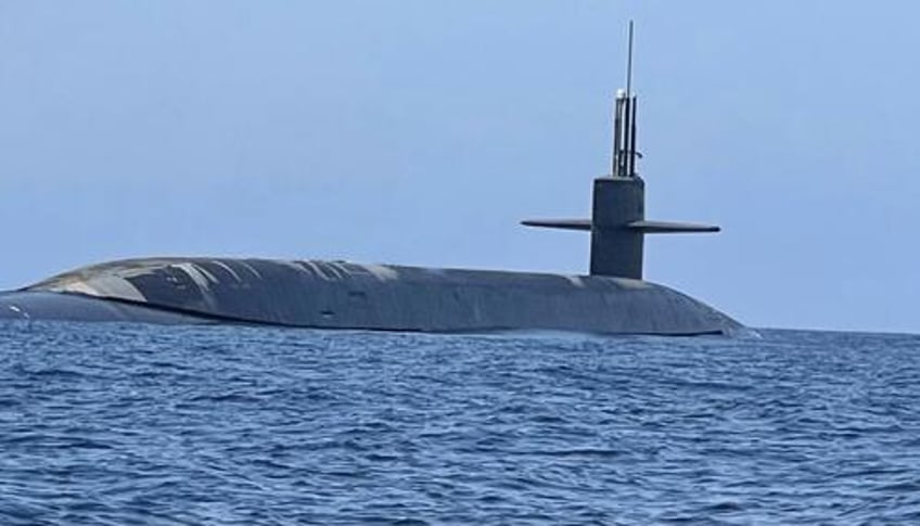 nuclear deterrence requires only dozens of warheads not thousands