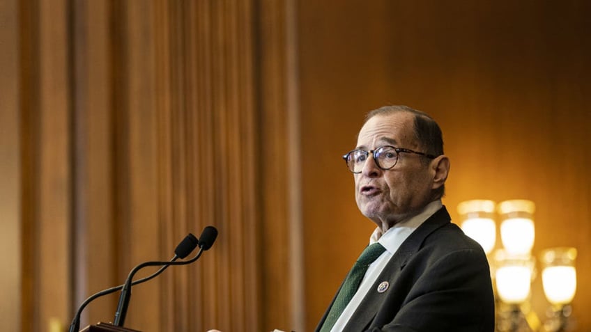 ny dem calls on ceasefire now camp to demand people stop tearing down israeli hostage posters