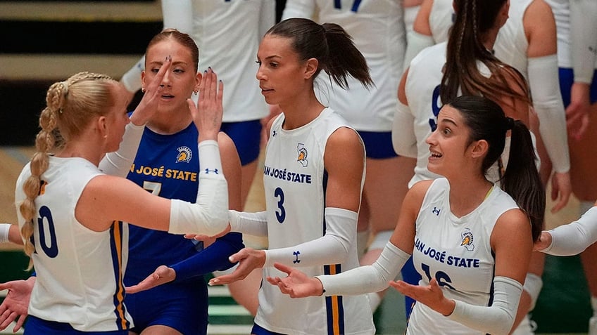 San Jose State womens volleyball players