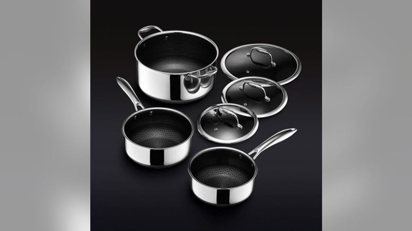 Add HexClad's three-pot set to your collection of cookware. 