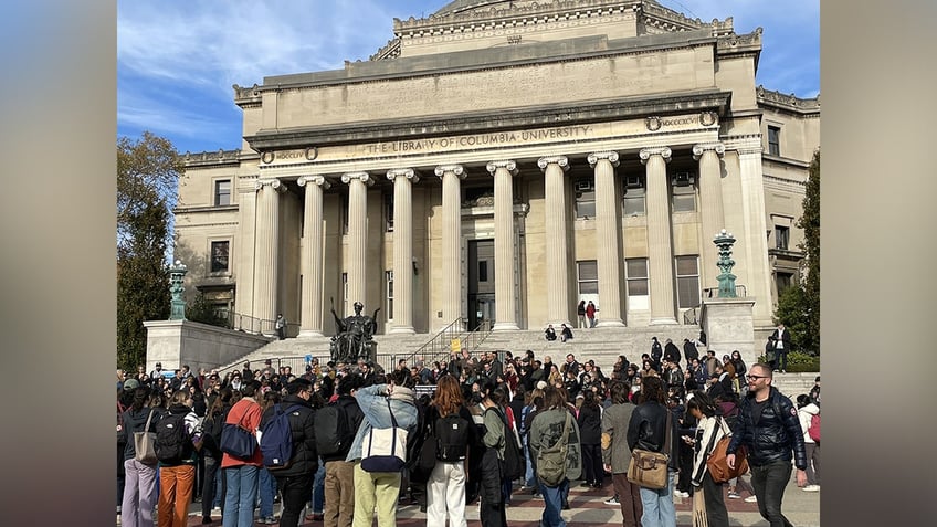 nyc columbia university faculty and students protest suspension of 2 far left groups