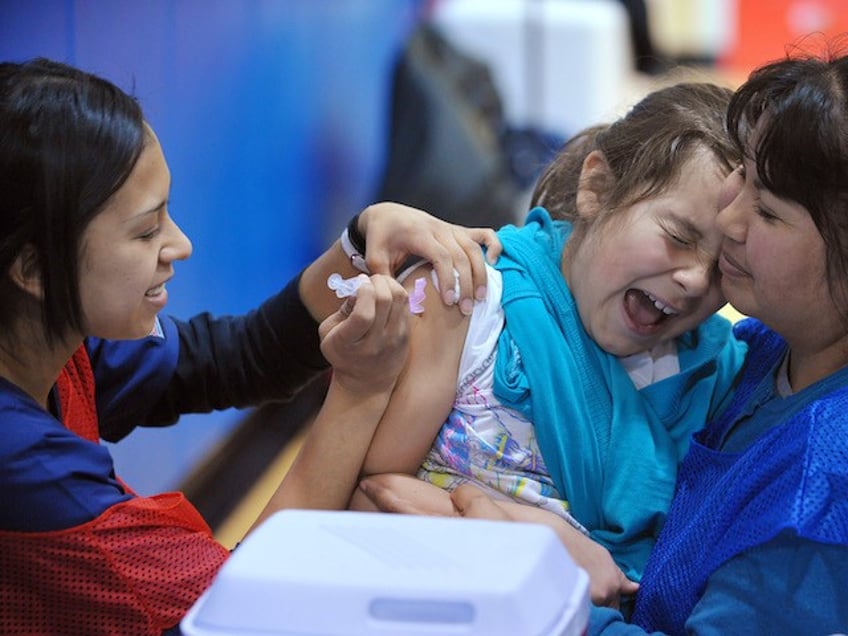 nyc schools enroll 20k migrants none required to show proof of vaccination