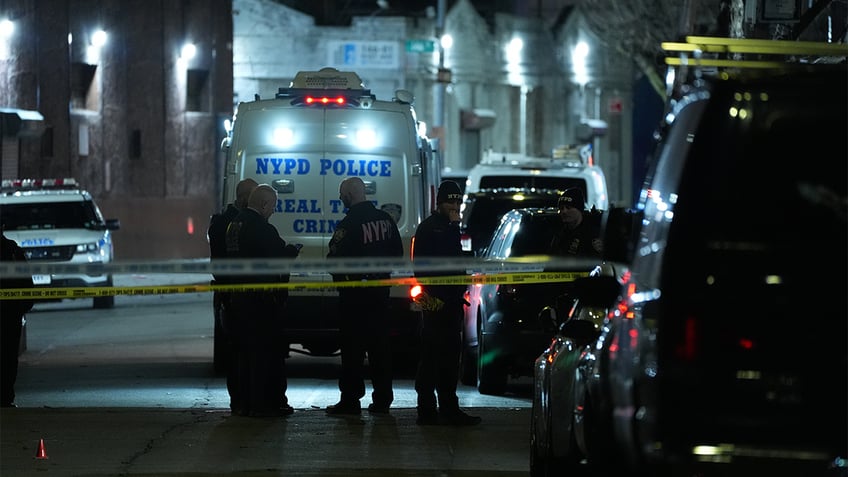 nypd investigation in queens