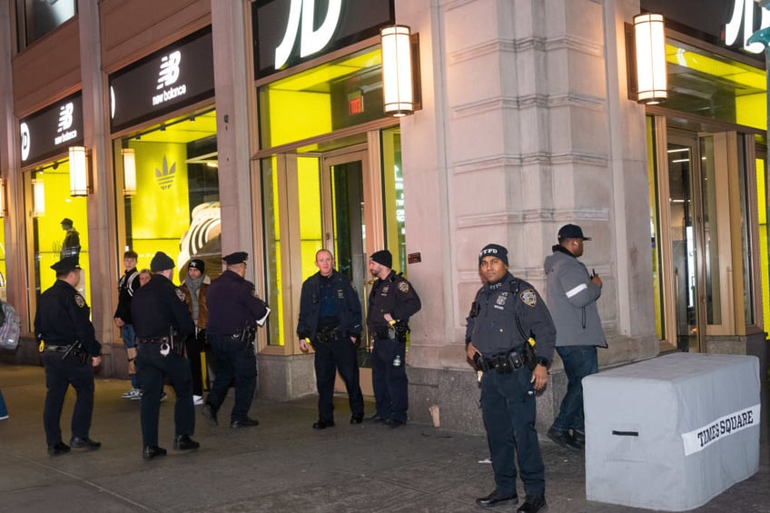 nypd search for attacker who opened fire in gun free times square