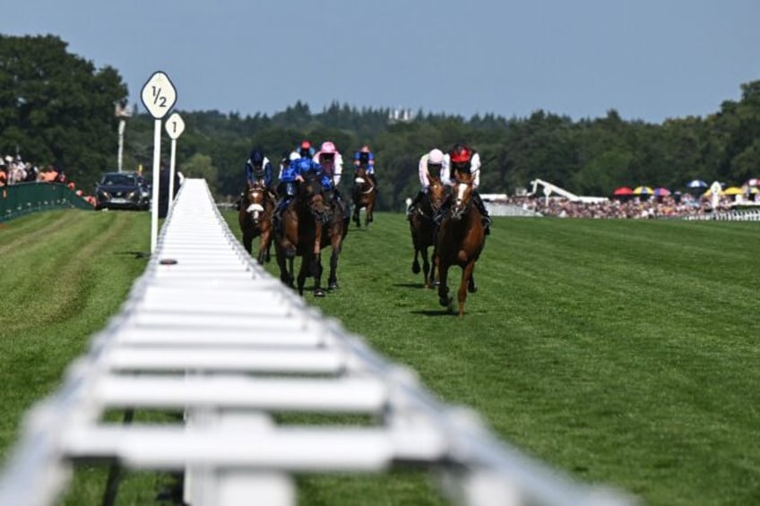 Ryan Moore riding Kyprios (R) wins Ascot Gold Cup after thrilling battle with Trawlerman (