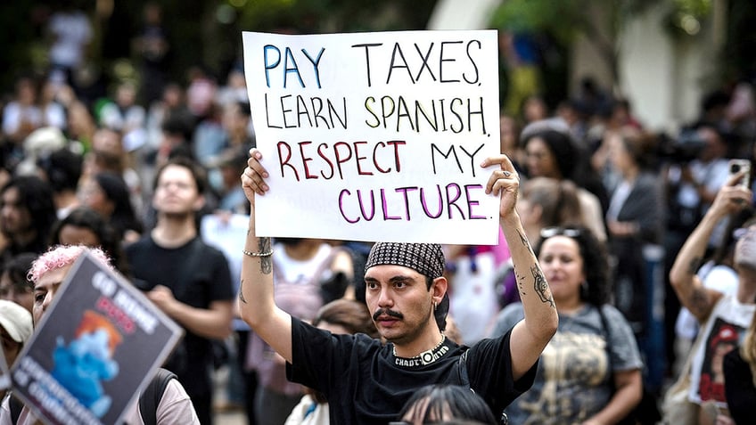 mexico city locals protest american tourists