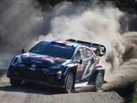 Ogier storms towards Rally of Portugal record