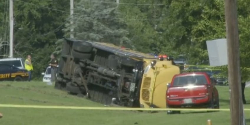 ohio school bus crash leaves student dead at least 23 hurt on first day of school