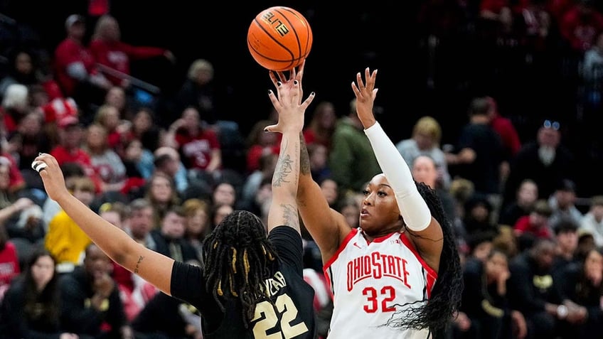 Cotie McMahon shoots the ball