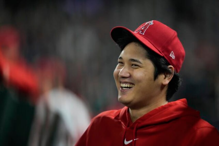 ohtani has elbow surgery his doctor expects hitting return by opening day 24 and pitching by 25