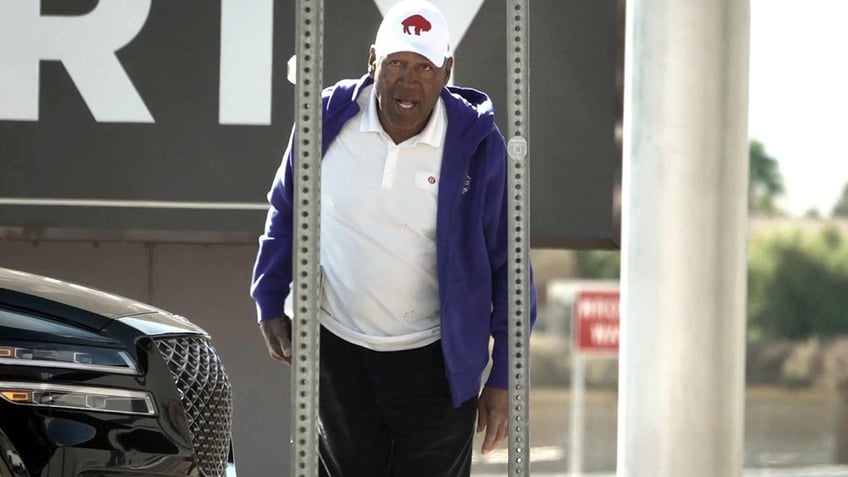 oj simpson dead at 76 timeline of key moments from football career to murder trial