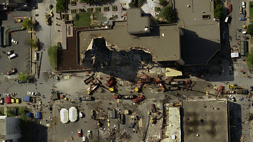 oklahoma city bombing review compelling netflix doc takes us back to a dreadful day
