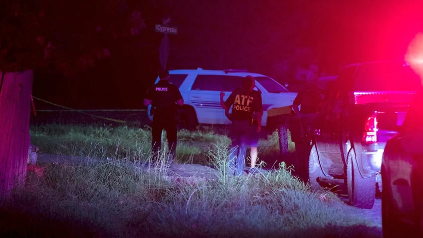 oklahoma mother and 3 children dead after hourslong standoff police say