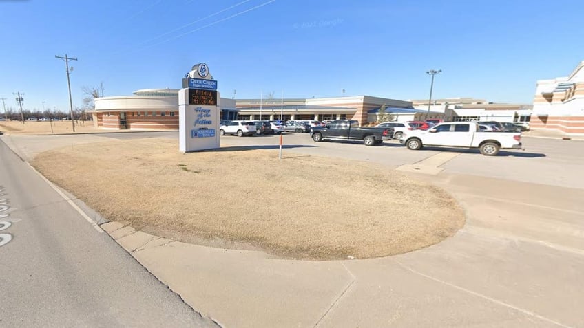 Deer Creek High School building