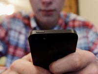 Old smartphones are being turned into tiny data centers