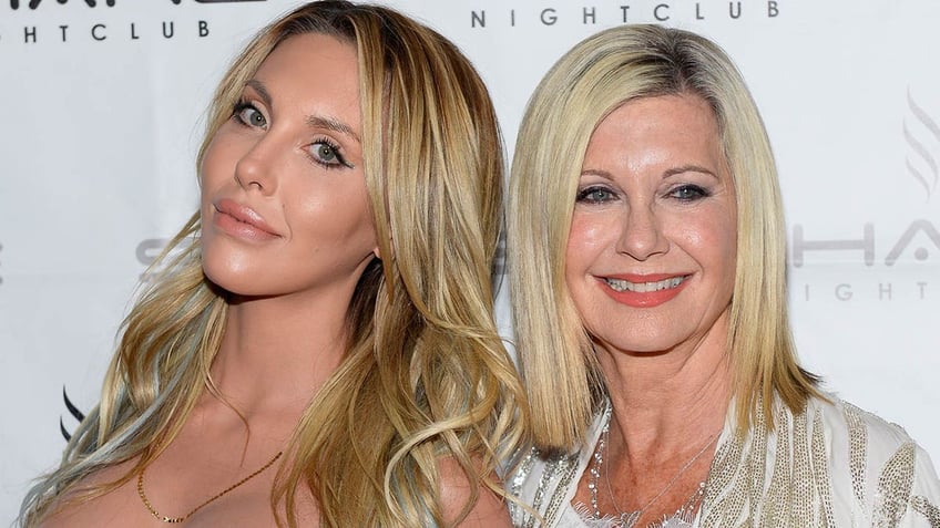 olivia newton johns daughter says mom continues to show up for her it doesnt just end with your body