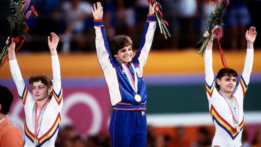 olympian mary lou retton to receive aid from usopc amid battle with rare pneumonia report