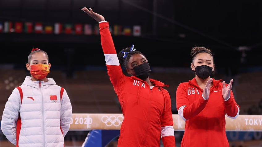 Simone Biles and Sunni Lee