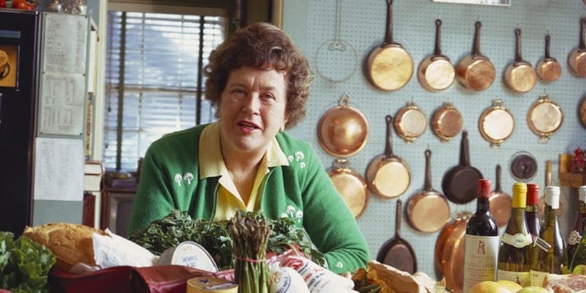 on this day in history august 13 2004 iconic american chef julia child dies