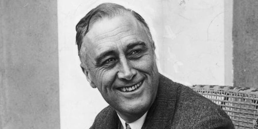 on this day in history august 14 1935 social security is signed into law by fdr