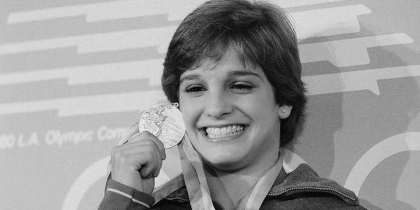 on this day in history august 3 1984 gymnast mary lou retton wins olympic gold