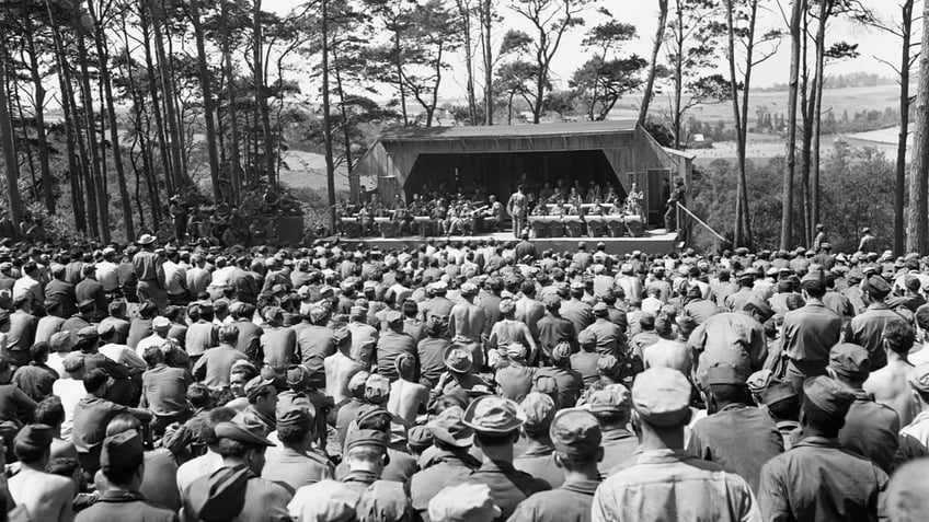 Glenn Miller Band in France