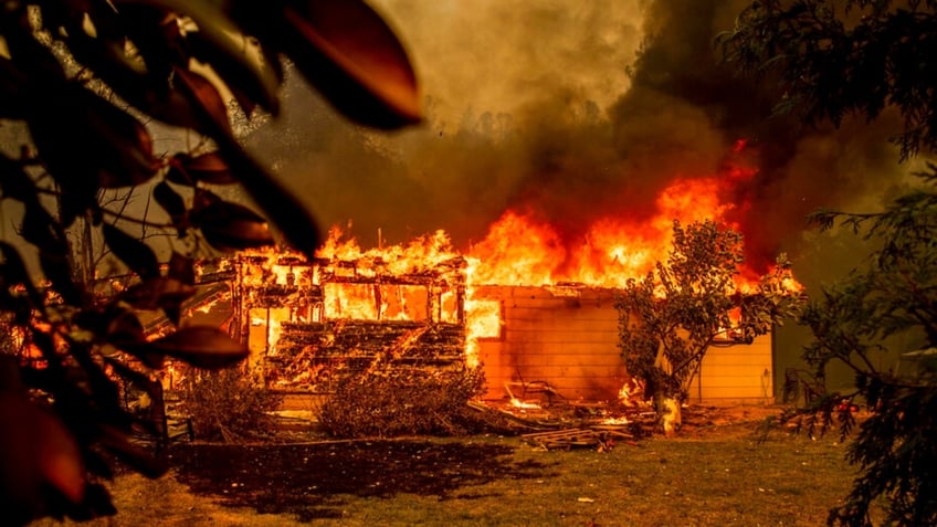 Oregon house fire