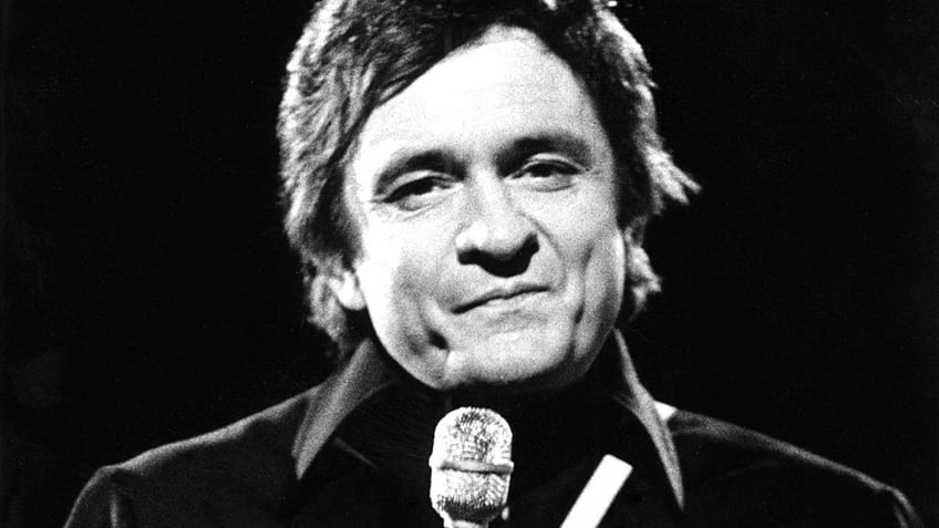 Cash on stage