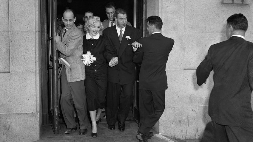 Marilyn Monroe Joe DiMaggio