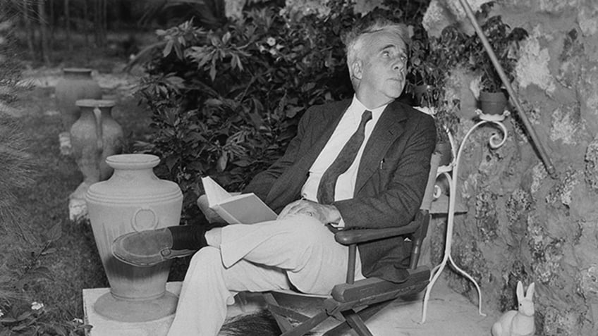 robert frost reading