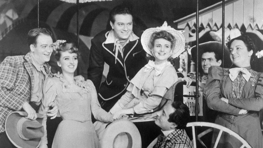 Oklahoma original cast