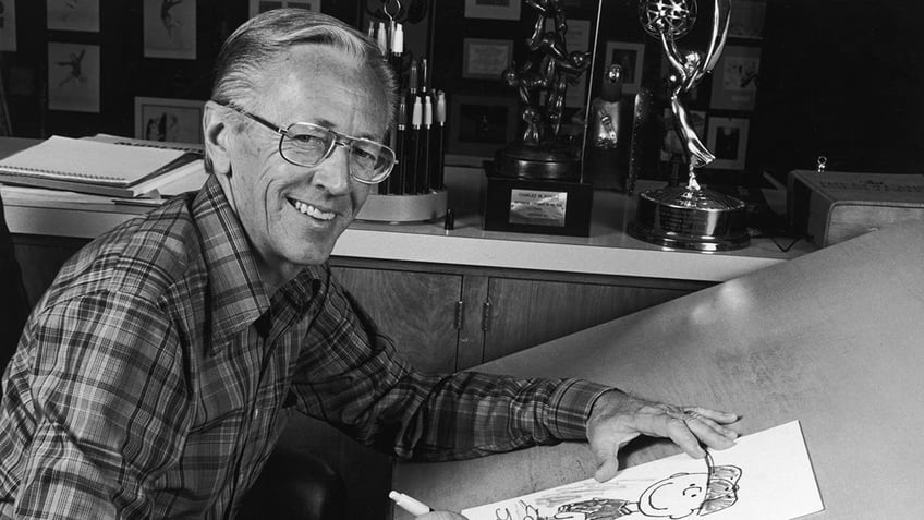 on this day in history november 26 1922 charles m schulz creator of peanuts is born in minnesota