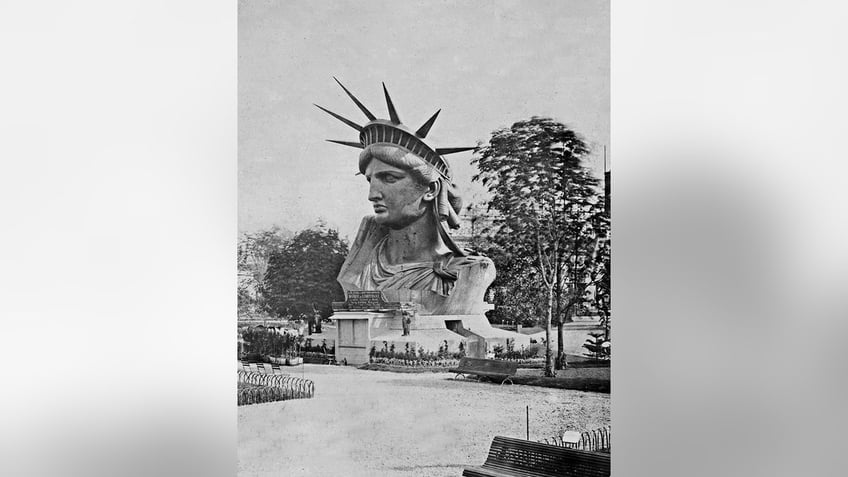 on this day in history october 28 1886 statue of liberty is unveiled to the us