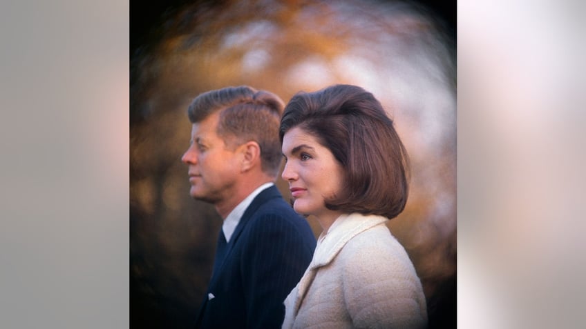 on this day in history september 12 1953 john f kennedy weds jacqueline bouvier in newport rhode island