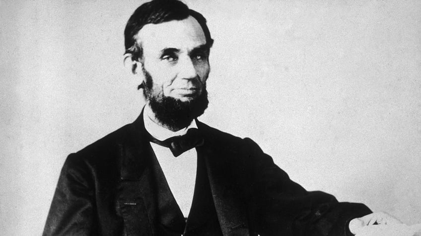 on this day in history september 17 1937 abraham lincoln carving is officially dedicated at mount rushmore
