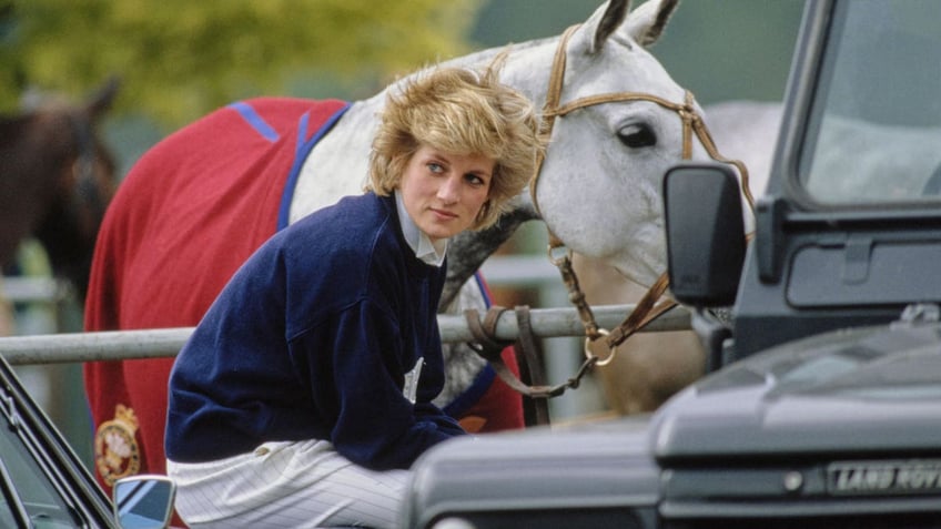 on this day in history september 6 1997 princess diana is eulogized at her funeral in westminster abbey