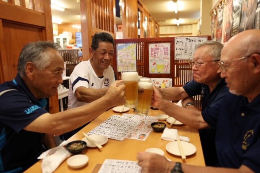 one in 10 japanese are older than 80 government data