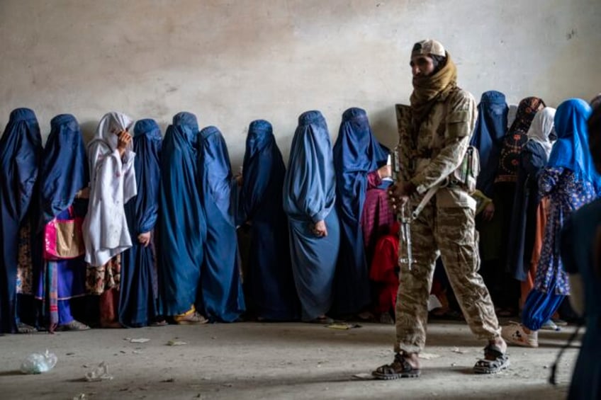 online abuse of politically active afghan women tripled after taliban takeover rights group reports