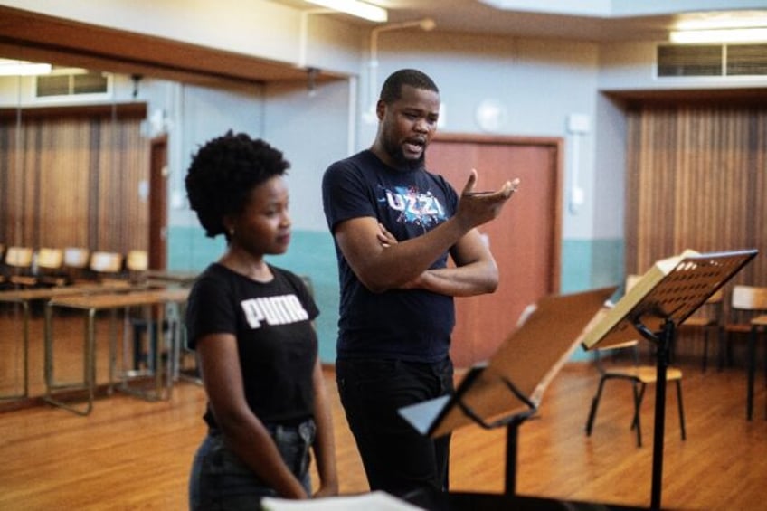 opera school hones south africas musical talent