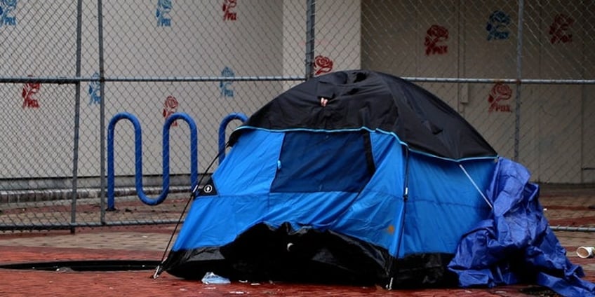 oregon county lost 1 billion in 2020 as residents fled crime homelessness its like portland died