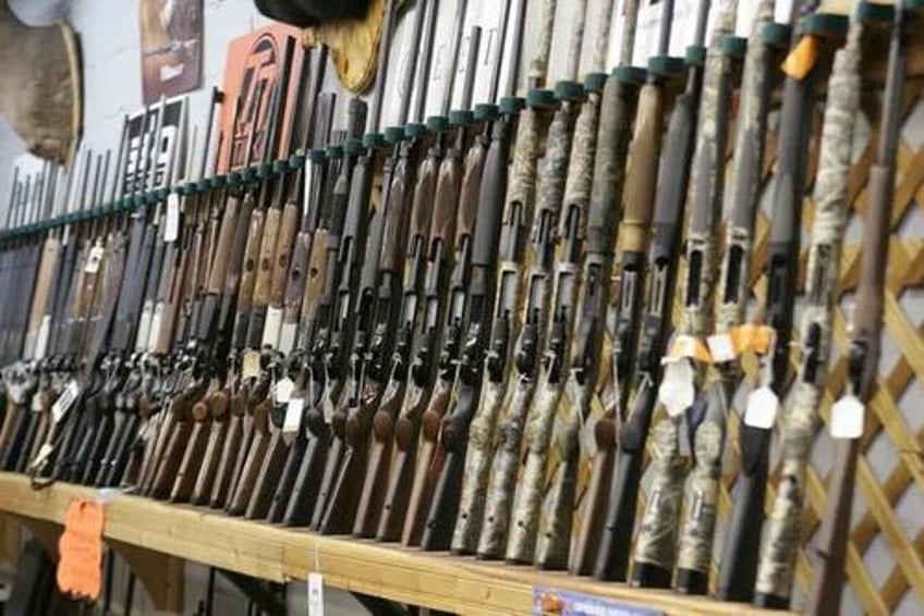 oregon sheriffs association says fbi position makes it impossible to legally buy guns