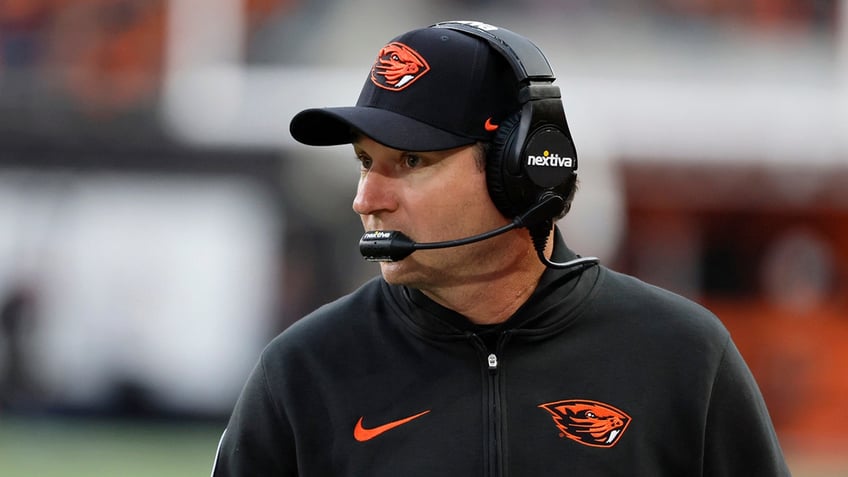 oregon states jonathan smith hired as michigan states next football coach replacing mel tucker