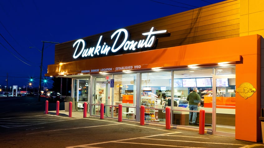 The first Dunkin' Donuts