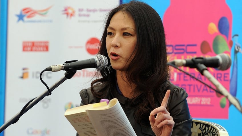 Amy Chua reading an excerpt from her book.